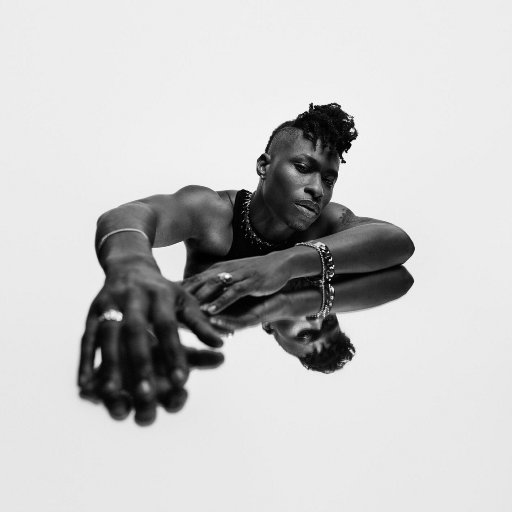 就想操老太太逼视频
